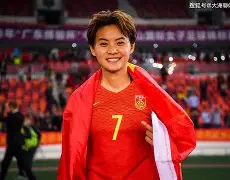 网页版入口-包含火爆场面！中国女足球员大秀进攻技巧的词条